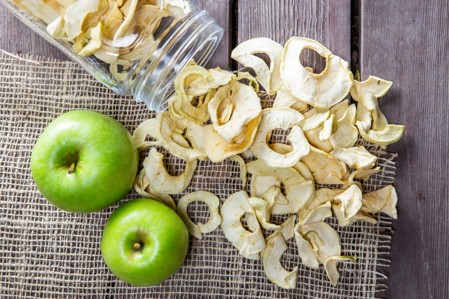 Apple rings that have been dehydrated using a dehydrator