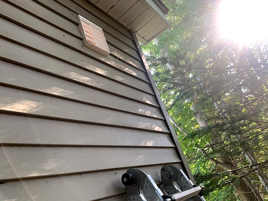 The vent at the back of the tool shed/chicken coop. 